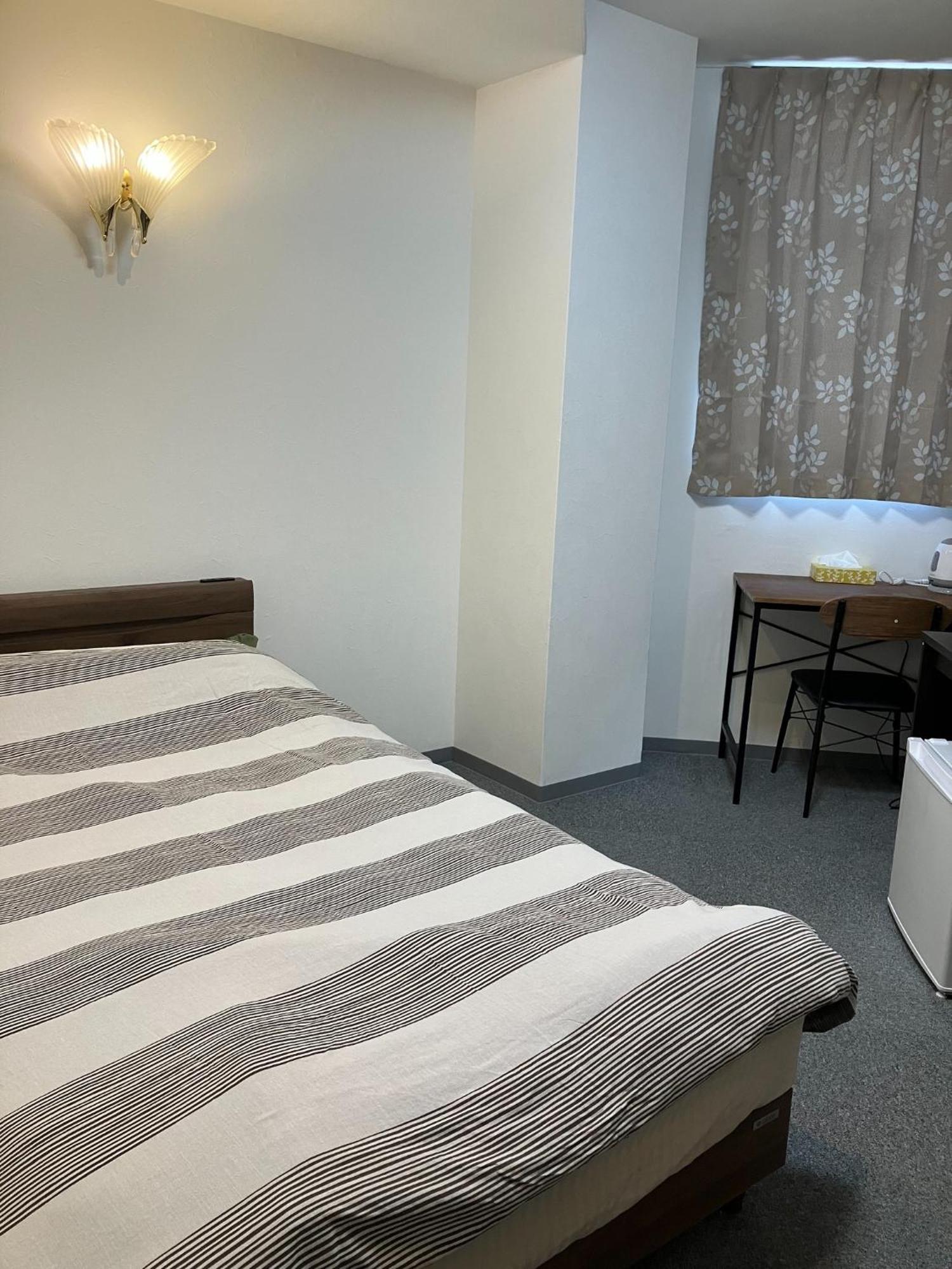 Hotel Leola - Vacation Stay 25772V Osaka Bagian luar foto