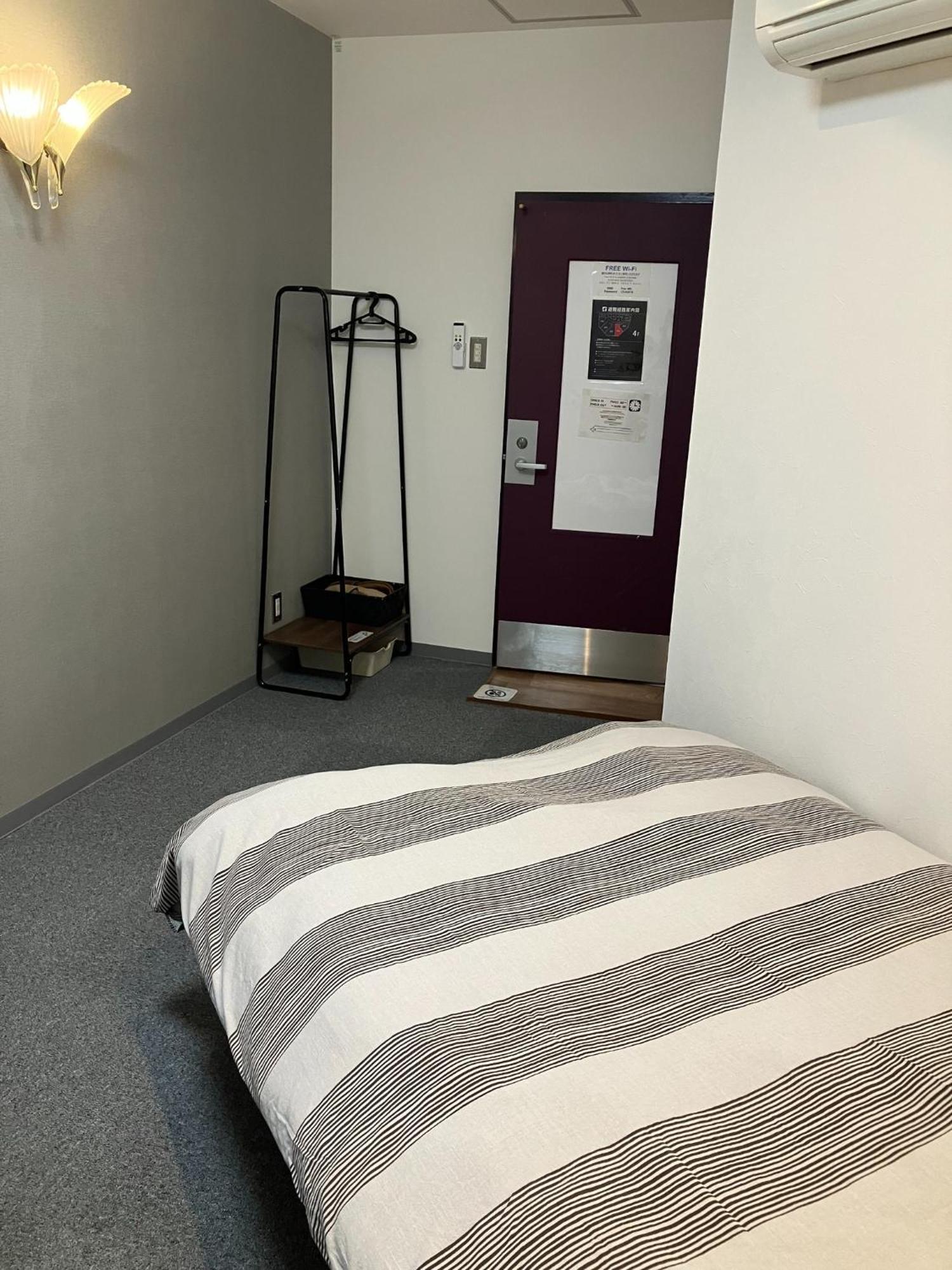 Hotel Leola - Vacation Stay 25772V Osaka Bagian luar foto